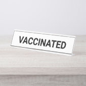 Porte-nom Pour Bureau Vacciné, noir blanc personnalisable (Devant)