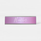 Porte-nom Pour Bureau Violet violet et script blanc personnalisé (Devant)