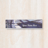 Porte-nom Pour Porte Dusting the Piano (Devant)