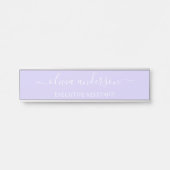 Porte-nom Pour Porte Lavande Purple Script Moderne Fille Monogramme Nom (Devant)