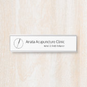Porte-nom Pour Porte Symbole du logo de l'aiguille de l'acupuncture (Devant)