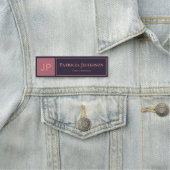 Porte-nom Prune Élégant Monogramme Bleu Foncé Rose (En situation)