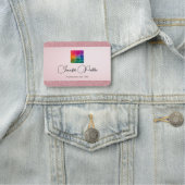 Porte-nom Rose Parties scintillant or Look Calligraphie Scri (En situation)