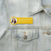 Porte-nom Simple Magnetic Employee Photo Yellow (En situation)