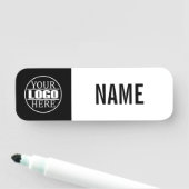 Porte-nom Simple Noir Et Blanc Votre Logo Ici (En situation)