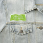Porte-nom Style Apple Green White Striped : Unique Monogramm (En situation)