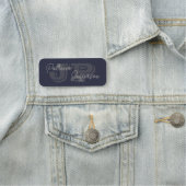 Porte-nom Style élégant Indigo bleu foncé Monogramme : Moder (En situation)