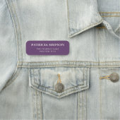 Porte-nom Style royal violet et blanc (En situation)