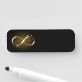 Porte-nom Symbole d'infini doré (En situation)