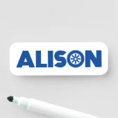 Porte-nom Tête d'essence d'Alison (En situation)