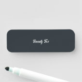 Porte-nom Vêtements Typographie d'entreprise Noir Blanc Gris (En situation)