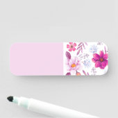 Porte-nom Violet rose (En situation)