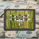 Portefeuille À 3 Volets Bécasseau blanc commun<br><div class="desc">Pour les amoureux de la nature ! Sécurisez l'argent et les cartes de crédit avec ce porte-monnaie qui présente l'image d'une libellule de Common Whitetail,  également connue sous le nom de Skimmer à long queue. Sélectionnez la couleur de votre portefeuille.</div>