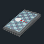 Portefeuille À 3 Volets bleu gris tétine à motif plaid<br><div class="desc">Porte-feuille de golf traditionnel Jacquard de golf (argyll) motif de diamant plaid de golf. Parfait pour garder un peu d'argent libre avec vos clubs de golf. Conçu par Sarah Trett.</div>