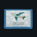Portefeuille À 3 Volets Garçon mignon moderne Avion bleu Voyage enfants<br><div class="desc">Ce design de porte-monnaie d'avion pour enfants sur le thème du transport est doté d'un avion bleu et orange moderne avec un arrière - plan de ciel et de nuages bleus, et peut être personnalisé avec le nom de votre garçon. Parfait pour un avion et un enfant passionné de voyage!...</div>