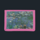 Portefeuille À 3 Volets Nénuphars de Claude Monet, Fleurs Vintages<br><div class="desc">Nénuphar (1916) par Claude Monet. Water Lilies est un impressionisme vintage de peinture florale d'art. Jardin fleuri de la saison de printemps de Monet à Giverny, France. Ce paysage est l'une des nombreuses variations de peintures de nénuphars que Monet peint par son étang. À propos de l'artiste : Claude Monet...</div>
