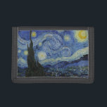 Portefeuille À 3 Volets Nuit étoilée par Vincent Van Gogh<br><div class="desc">Starry Night de Vincent Van Gogh, huile sur toile 1889, est un tableau paysager d'un vaste tourbillon d'étoiles brillantes sur un paysage de ville lointaine et de collines ondulantes, avec un seul cyprès au premier plan comme une flamme vert foncé. Van Gogh a peint son chef-d'oeuvre étoilé non pas de...</div>