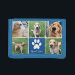 Portefeuille À 3 Volets Photo de chien personnalisé Collage de animal de c<br><div class="desc">Ce magnifique porte-monnaie de collage photo pour chien personnalisé est personnalisé avec d'adorables photos de votre chiot sucré. Customisez ce cadeau personnalisé avec vos 5 photos d'animaux de compagnie préférées autour d'un mignon carré bleu avec un joli empreinte de patte blanc et le nom de votre chien au centre.</div>