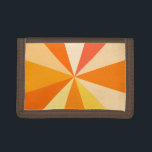 Portefeuille À 3 Volets Rayons 60s géométriques géniaux modernes d'art de<br><div class="desc">Cette hanche,  rétro conception d'art de bruit 60s-inspired a les rayons/rayons de soleil oranges psychédéliques tirant dans un motif géométrique. Ce génial,  minimaliste,  la conception ultra-mod a douze rayons dans les nuances variables de l'orange. Il est super,  bébé.</div>
