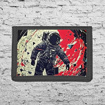 Portefeuille À 3 Volets Voyages célestes : Perdu Dans L'Espace<br><div class="desc">Embarquez pour une aventure cosmique avec notre Portefeuille Tripli Lost In Space, un chef-d'oeuvre d'art et de fonctionnalité. Imaginez ceci : un dessin hypnotisant de lino coupé d'un astronaute à la dérive dans l'immensité de l'espace, entouré par la beauté éthérée de la réalité qui s'effondre comme du verre dans un...</div>