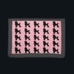 portefeuille rose de nylon de jupe de caniche des<br><div class="desc">Éclatez vos chaussettes de policier et chaussures de selle et commencez à danser ! Cette jupe de caniche des années 1950 a inspiré les ressembler en nylon de portefeuille à une jupe classique de caniche des années 1950. Les caractéristiques de conception l'image de répétition d'une silhouette noire d'un caniche sur...</div>