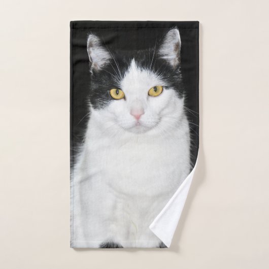 Portrait de chat noir et blanc (Serviette à main)