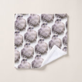 Portrait signé d'un faucon de Saker curieux (Gant de toilette)