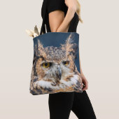 Portret van de Grote Uil Tote Bag (Dichtbij)