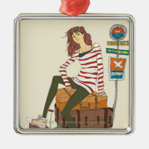 Portret van jonge vrouw die op een koffer zit metalen ornament