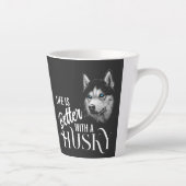 Portretkop Siberian Husky met blauwe ogen T-Shir Latte Mok (Rechts)