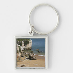 Portugal, Cascais. Praia da Rainha, een strand in Sleutelhanger
