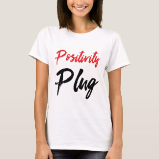Positiviteitsstekker voor vrouwen met T-shirt
