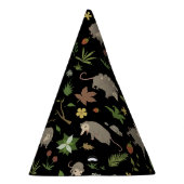 Possum in a Berry Field in Black Feesthoedjes (Rechts)