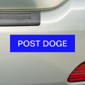 POST DOGE (blauw/wit) bumpersticker (Op auto)