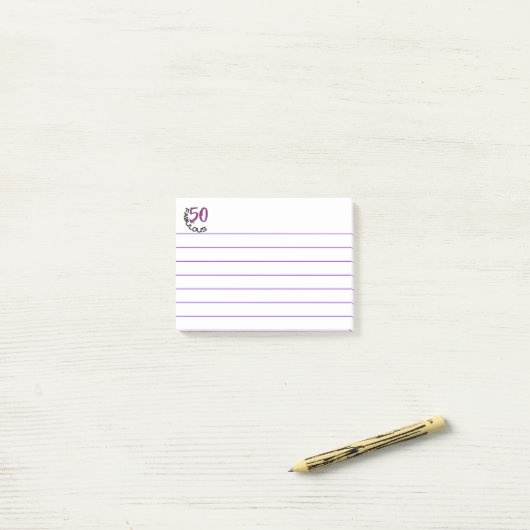 Post-it® "50 et fabuleux" | Typographie violet et noire (Sur un bureau)