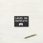 Post-it® 50e anniversaire / 50e anniversaire Niveau 50 ache (Sur un bureau)