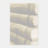 Post-it® A Stack of Old Books (Devant)