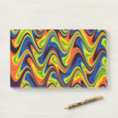Post-it® Abstrait Multicolore Ondulé (Sur un bureau)