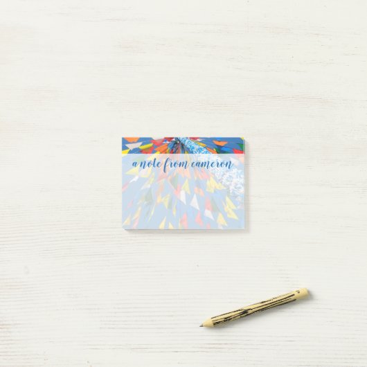 Post-it® Ajouter votre nom| Décoration du drapeau triangula (Sur un bureau)