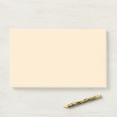Post-it® Amande blanchie (couleur solide) (Sur un bureau)