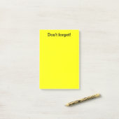 Post-it® Approvisionnements jaunes de bureau de douane des (Sur un bureau)