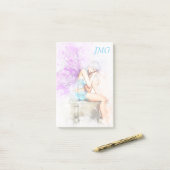 Post-it® Aquarelle Fée en bleu avec Monogramme (Sur un bureau)