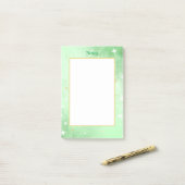Post-it® Aquarelle verte aux étoiles dorées (Sur un bureau)