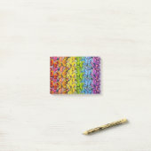 Post-it® Arc en ciel des papillons (Sur un bureau)