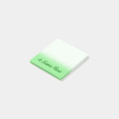 Post-it® Arrière - plan vert clair simple avec le nom (Incliné)