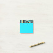 Post-it® Art fractal spirale abstrait bleu turquoise orange (Sur un bureau)