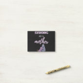 Post-it® Aussi Forte Qu'une Mère (Sur un bureau)