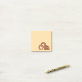 Post-it® Bagues d'oignon frits Junk Restauration rapide Foo (Sur un bureau)