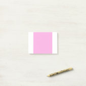 Post-it® Baker Miller Pink (Sur un bureau)