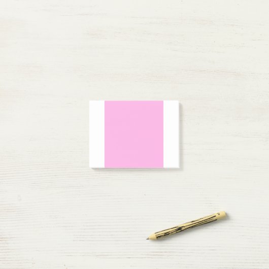 Post-it® Baker Miller Pink (Sur un bureau)